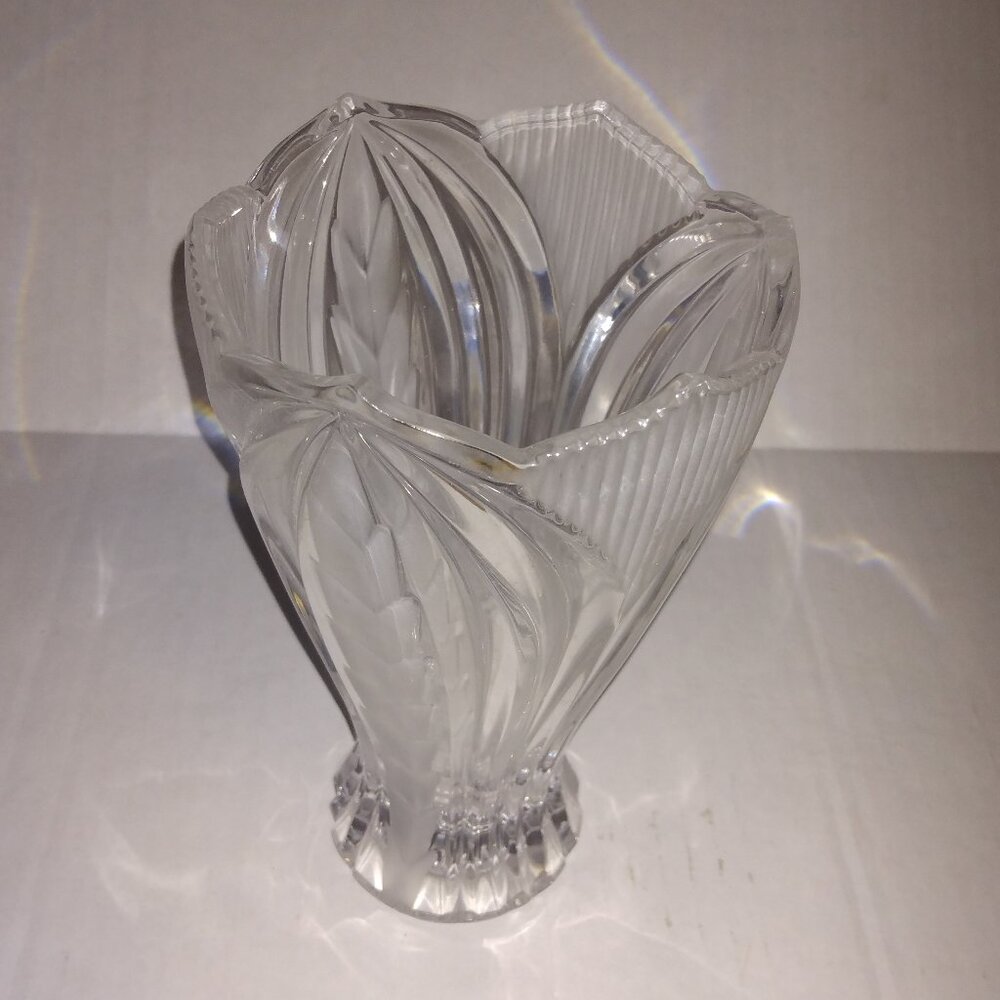 Vintage Mid Century Beyer Novelette Lead Crystal Glass Vase. West Germany